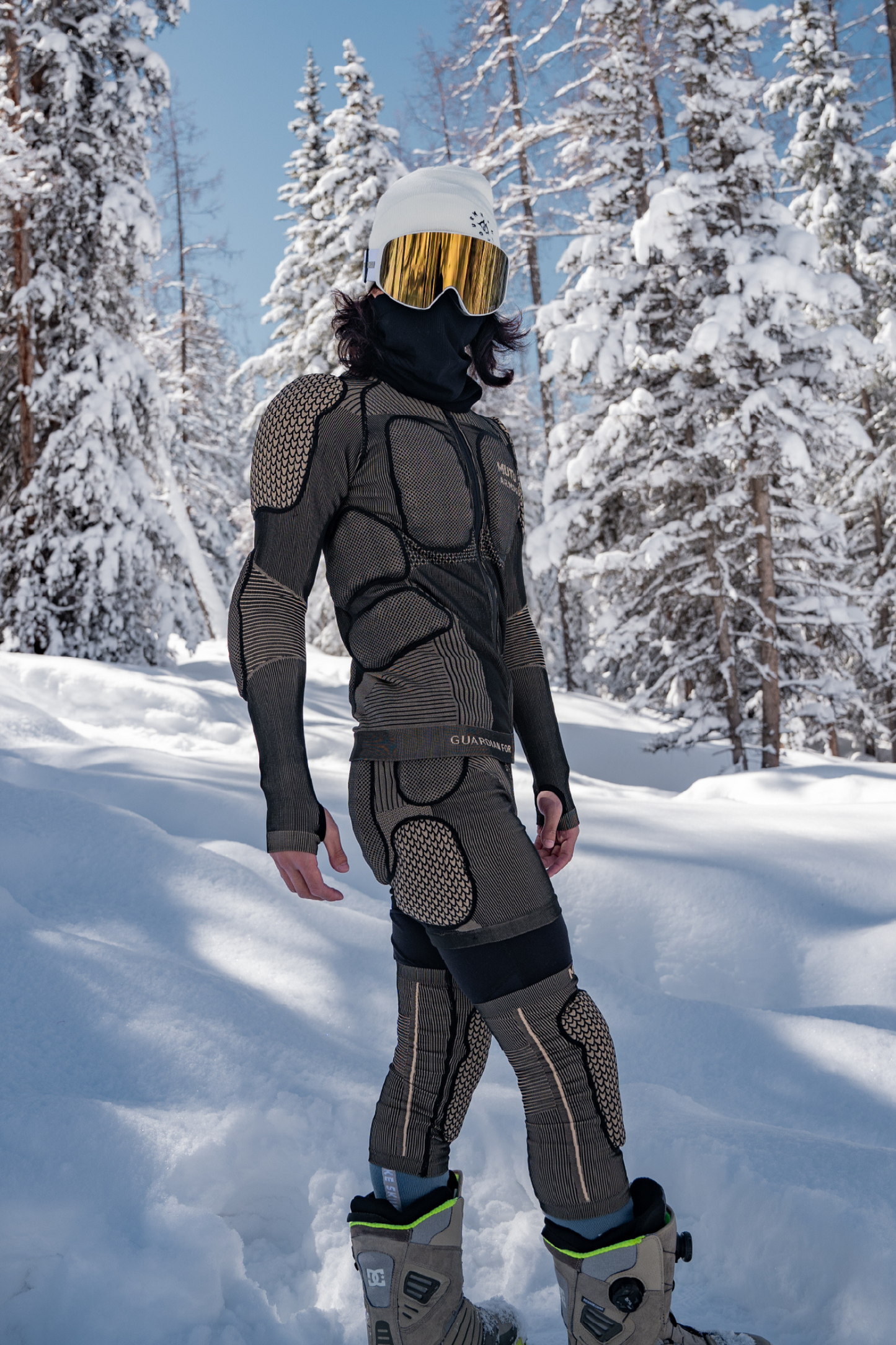 Mutu Snowboard Ski Body Armor - Exile Space