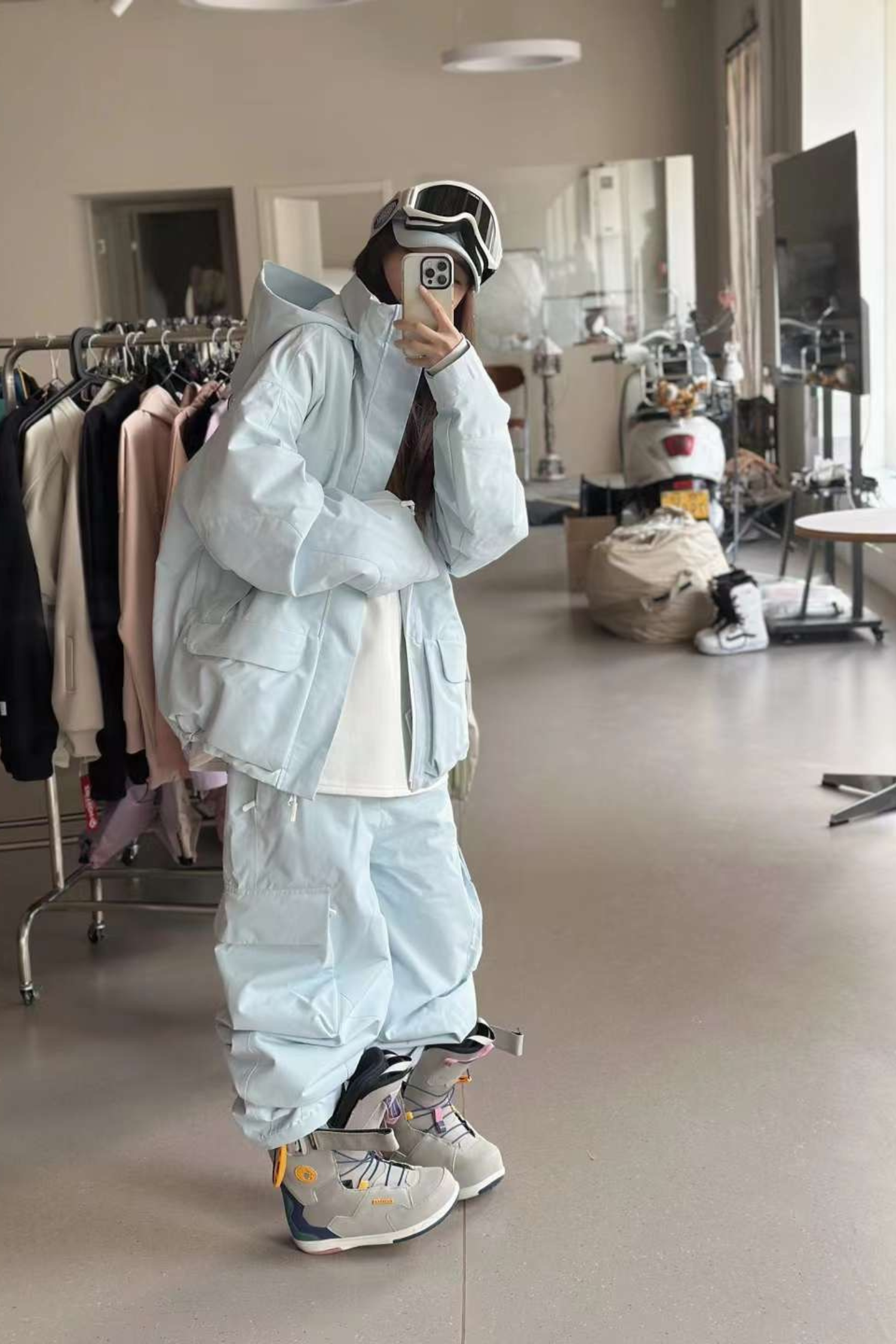 NIS 23/24 Classic 2-Piece Set - Exile Space