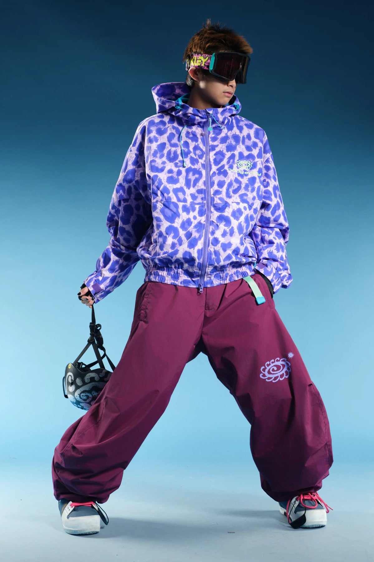 OddyEddy Starlight Purple baggy snow pants lifestyle styling