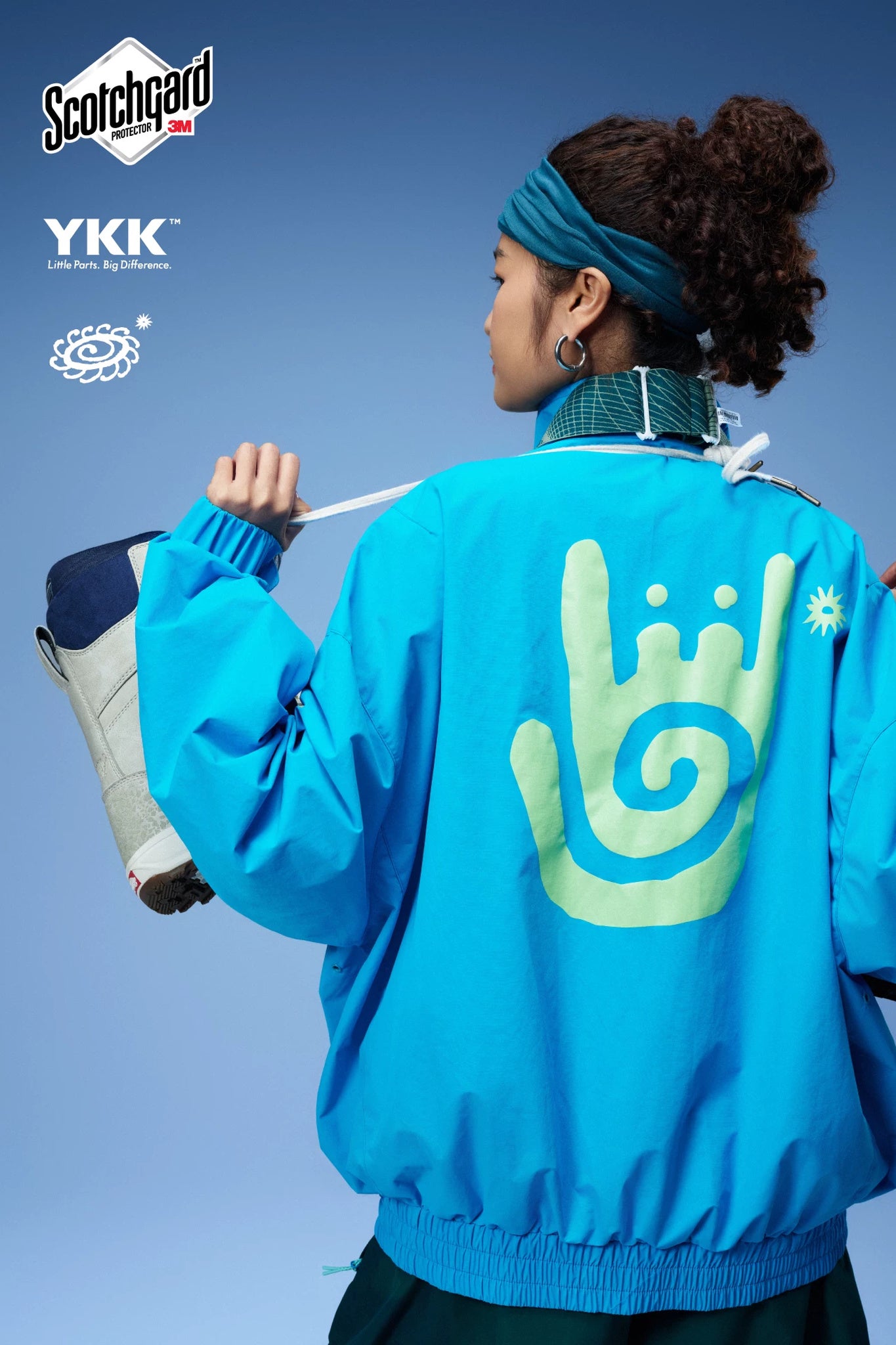 OddyEddy Zima Blue ski and snowboard jacket back view