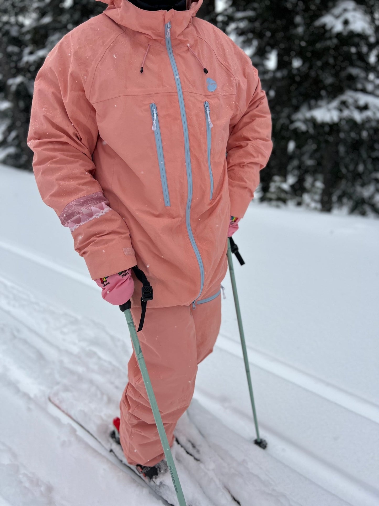 OUREA 22/23 Signiture 2L Snow Bib Pants Pink